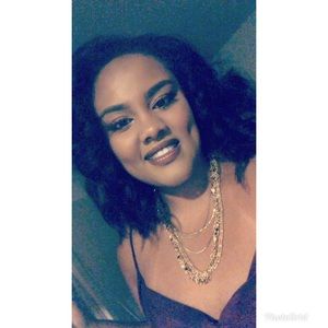 Meet your Posher, Bylanda